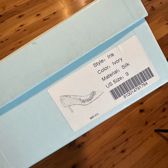Bella Belle Iris Ivory Size 9